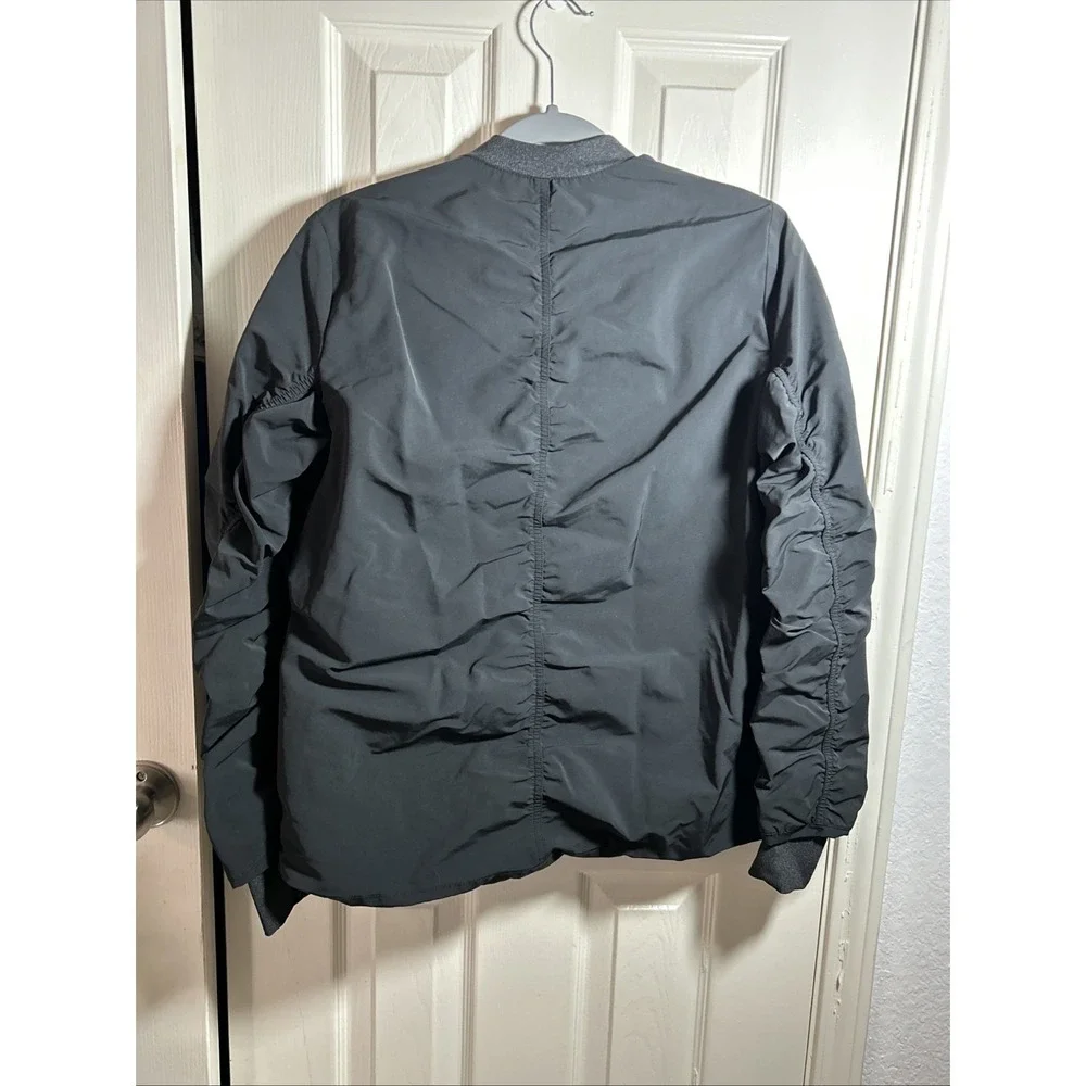 Nike Shield Bomber Jacket Medium Wind Water Resistant‎ Women's Black 930153-010